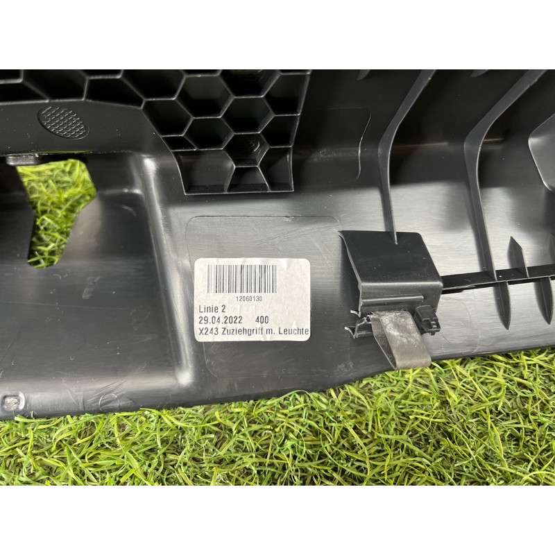 Обшивка крышки багажника (салон) Mercedes-Benz EQB 350 X243 2022 A24374014009051