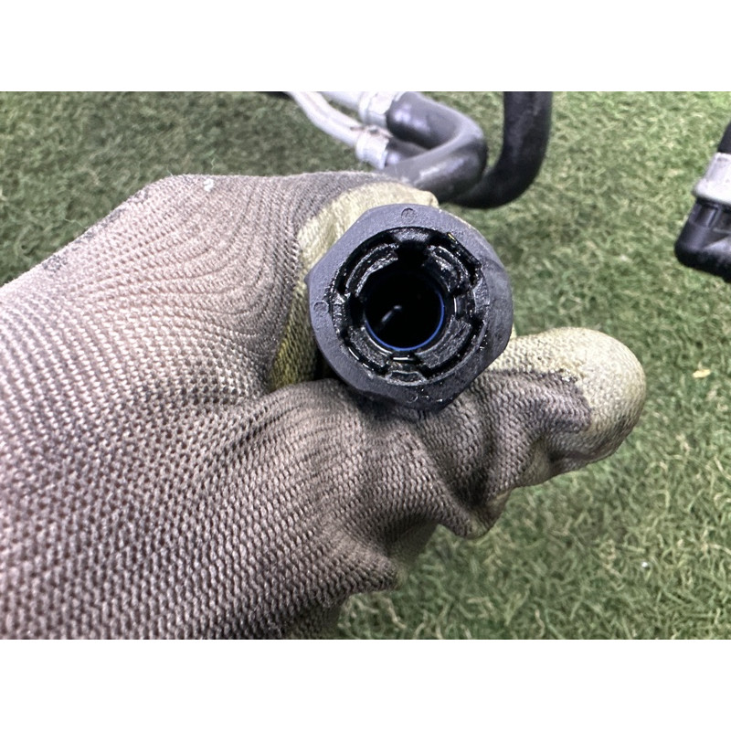 Трубка охлаждения акпп (система охлаждения) LAND ROVER RANGE ROVER Sport L494 2016 3.0 Diesel LR062431