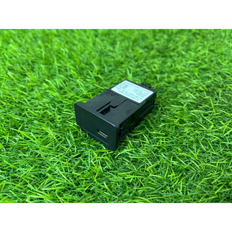 Разьём Type C (электрика) Mercedes-Benz EQB 350 X243 2022 A2478207802