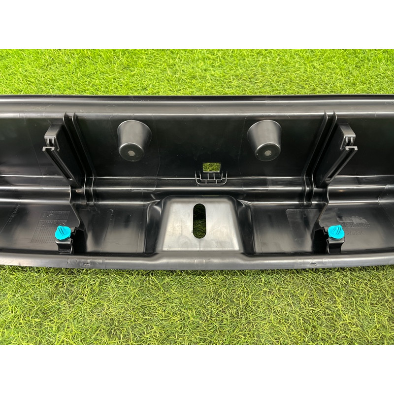 Накладка замка крышки багажника (салон) Mercedes-Benz EQB 350 X243 2022 A24369029009051