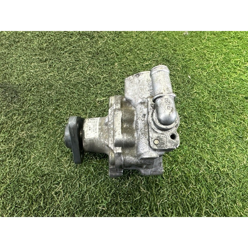 Насос гідропідсилювача керма (рульове керування) Volkswagen Touareg NF 2012 3.0 TDI 7P6422154A