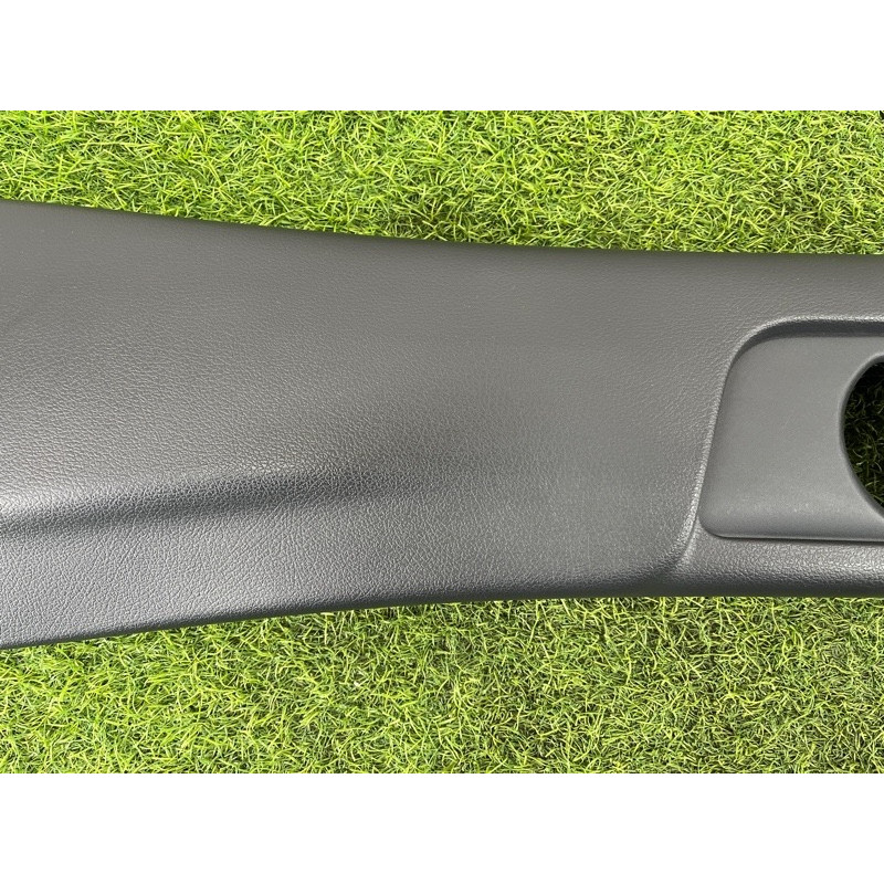 Обшивка стойки центральная (салон) Mercedes-Benz EQB 350 X243 2022 A24369089009051