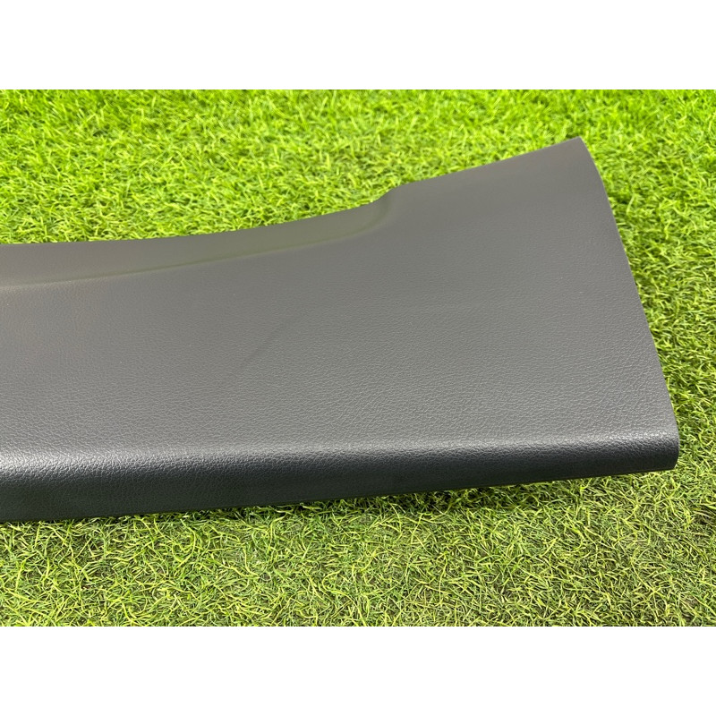 Обшивка стойки центральная (салон) Mercedes-Benz EQB 350 X243 2022 A24369089009051