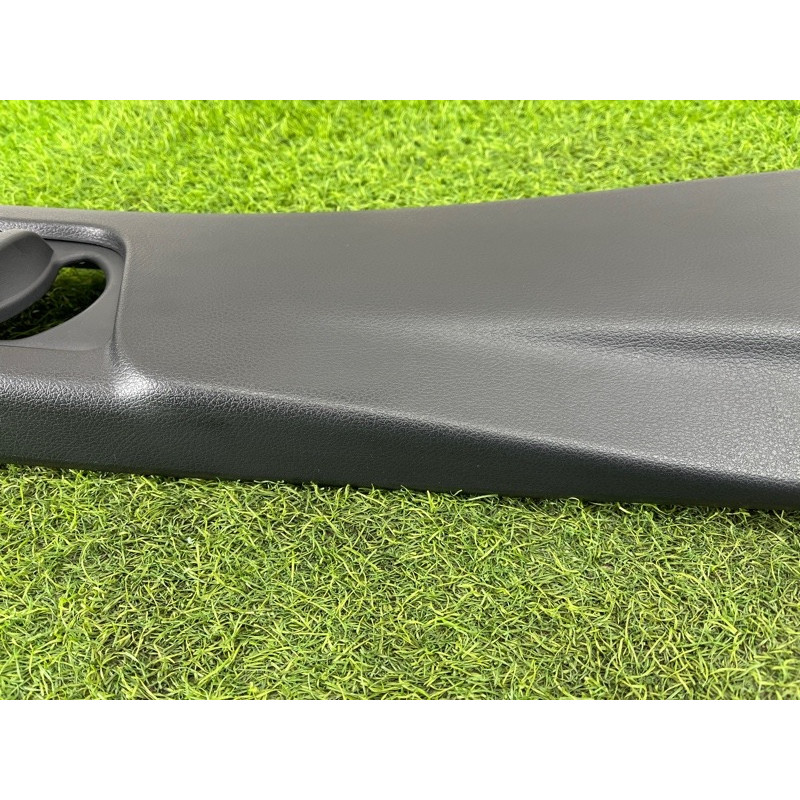 Обшивка стойки центральная (салон) Mercedes-Benz EQB 350 X243 2022 A24369090009051