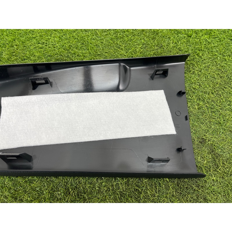 Обшивка стойки центральная (салон) Mercedes-Benz EQB 350 X243 2022 A24369090009051