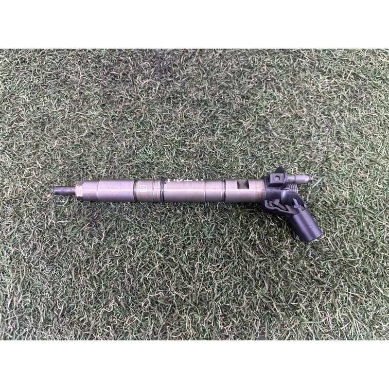 Форсунка топливная (топливная система) Volkswagen Touareg NF 2012 3.0 TDI 059130277AM