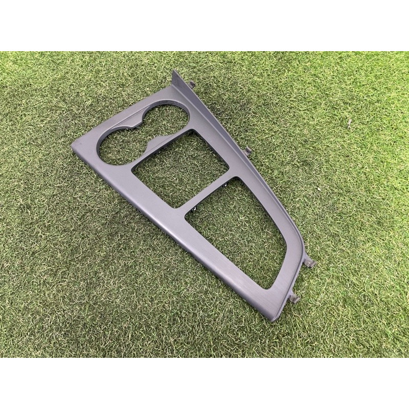 Декоративная накладка центральной консоли (салон) AUDI A4 B9 2017 2.0 TFSI 8W1864241A6PS