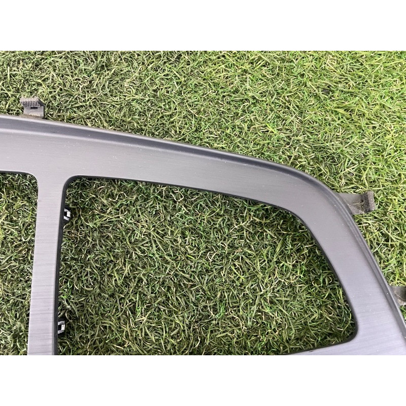 Декоративная накладка центральной консоли (салон) AUDI A4 B9 2017 2.0 TFSI 8W1864241A6PS