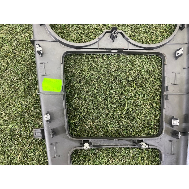 Декоративная накладка центральной консоли (салон) AUDI A4 B9 2017 2.0 TFSI 8W1864241A6PS