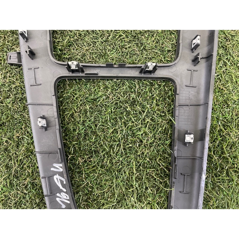 Декоративная накладка центральной консоли (салон) AUDI A4 B9 2017 2.0 TFSI 8W1864241A6PS