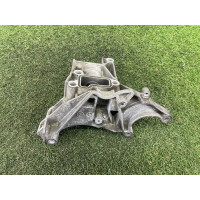 Кронштейн насоса гидроусилителя