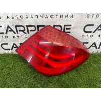 Задний фонарь