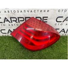 Задний фонарь