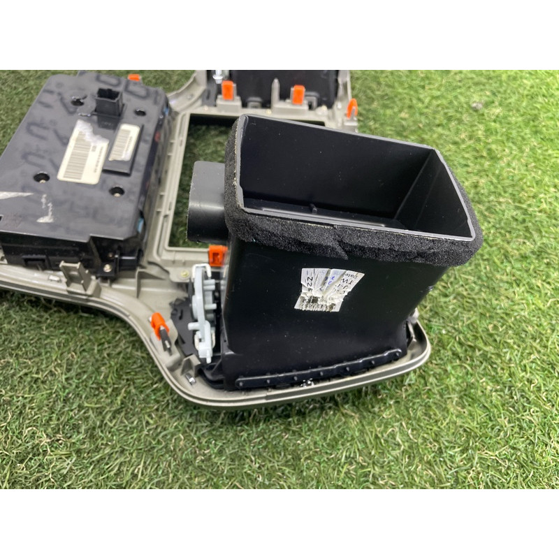 Панель управления климат-контролем (электрика / блоки управления) Jeep Grand Cherokee WK2 2018 3.6 68333939AA