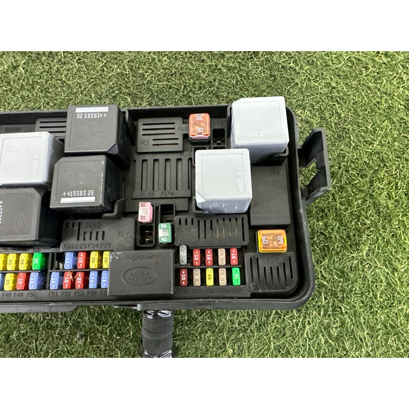 Блок предохранителей (электрика) LAND ROVER RANGE ROVER Sport L494 2016 3.0 Diesel LR080336