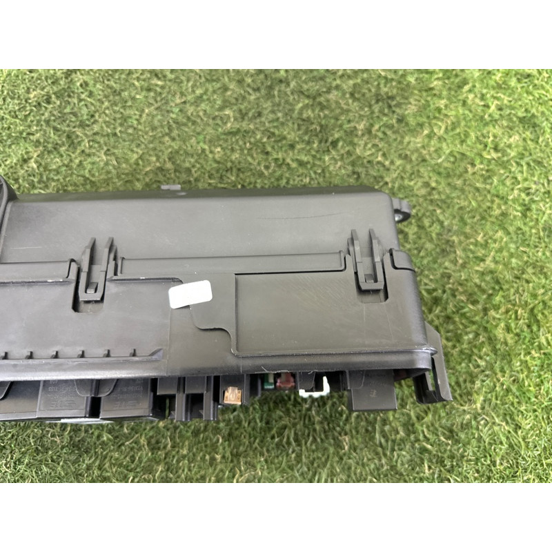 Блок предохранителей (электрика) LAND ROVER RANGE ROVER Sport L494 2016 3.0 Diesel LR080336