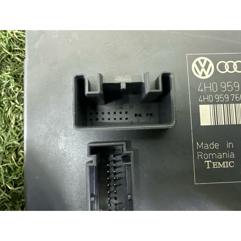 Блок управления сиденьем (электрика / блоки управления) Volkswagen Touareg NF 2012 3.0 Hybrid CGFA 4H0959760DZ03