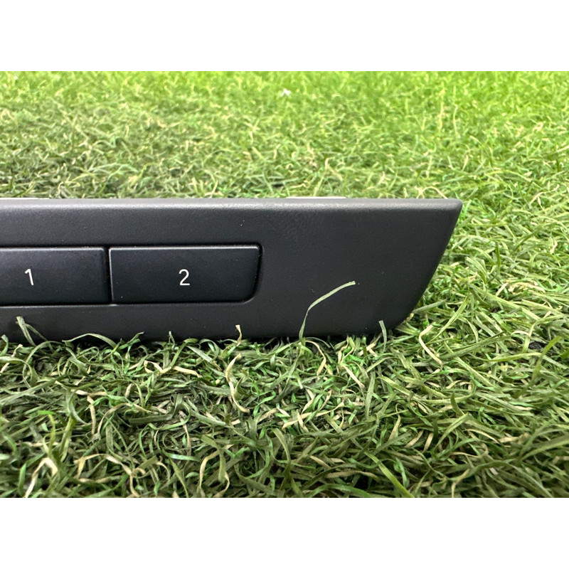 Кнопка памяти сидения (электрика / кнопки) BMW 7-series F01 2011 3.0 N54 61319215738