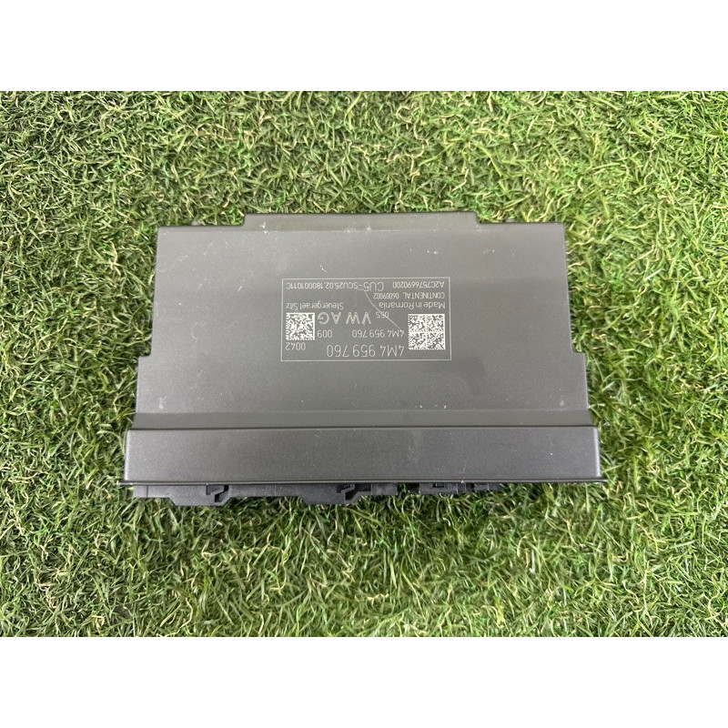 Блок управления сиденьем (электрика / блоки управления) AUDI A4 B9 2018 2.0 DBPA 4M1959760