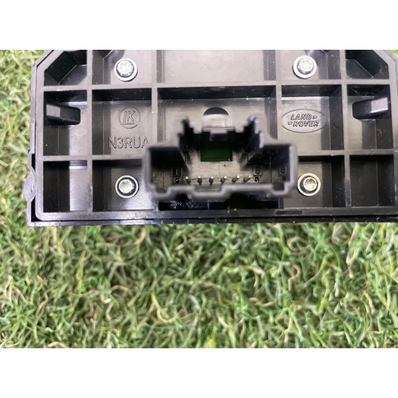 Кнопка стояночного тормоза (электрика / кнопки) LAND ROVER RANGE ROVER Sport L494 2016 3.0 Diesel LR070379