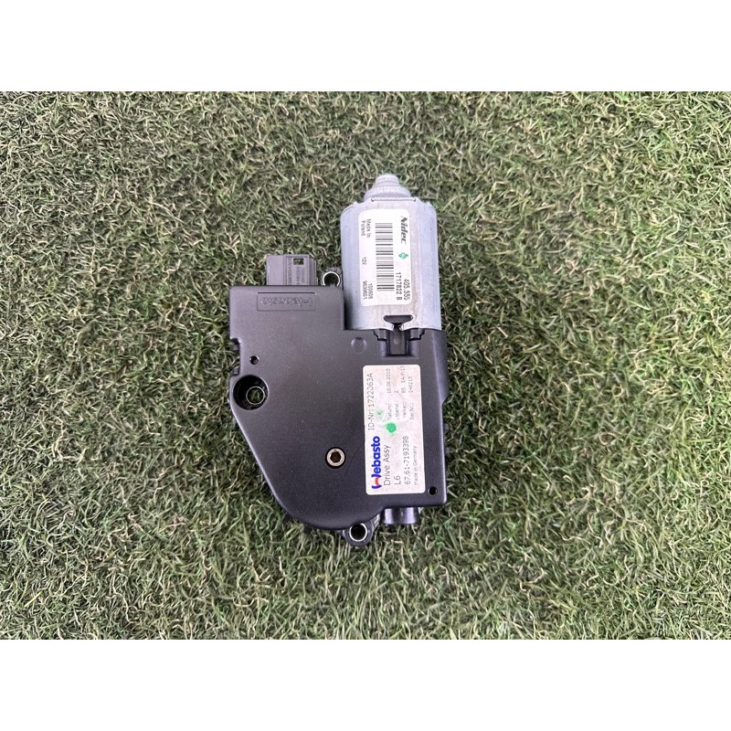 Мотор люка (електрика) BMW 7-series F01 2011 3.0 N54 67617316535