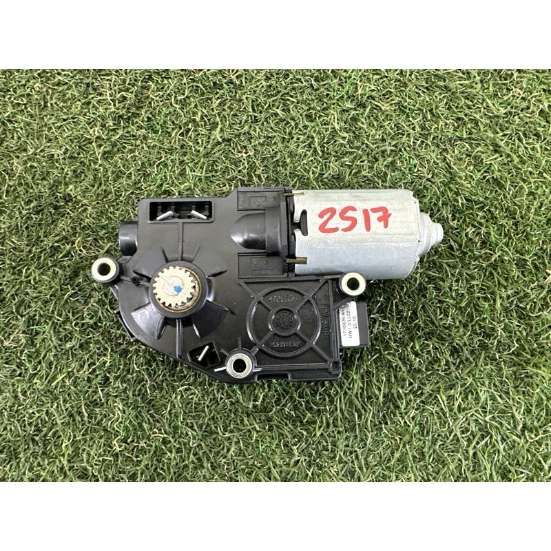 Мотор люка (електрика) BMW 7-series F01 2011 3.0 N54 67617316535