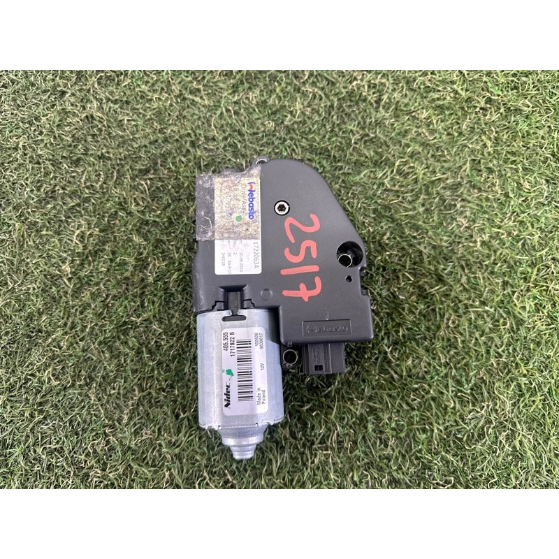 Мотор люка (електрика) BMW 7-series F01 2011 3.0 N54 67617316535