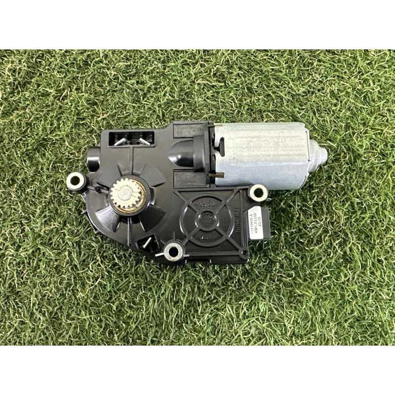 Мотор люка (електрика) BMW 7-series F01 2011 3.0 N54 67617316535