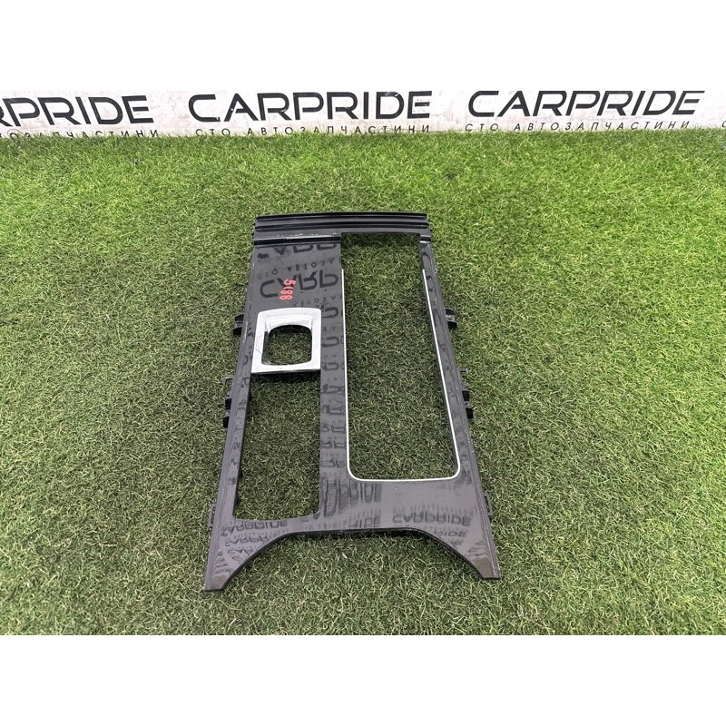 Декоративная накладка центральной консоли (салон) LAND ROVER RANGE ROVER Sport L494 2016 3.0 Diesel LR092345