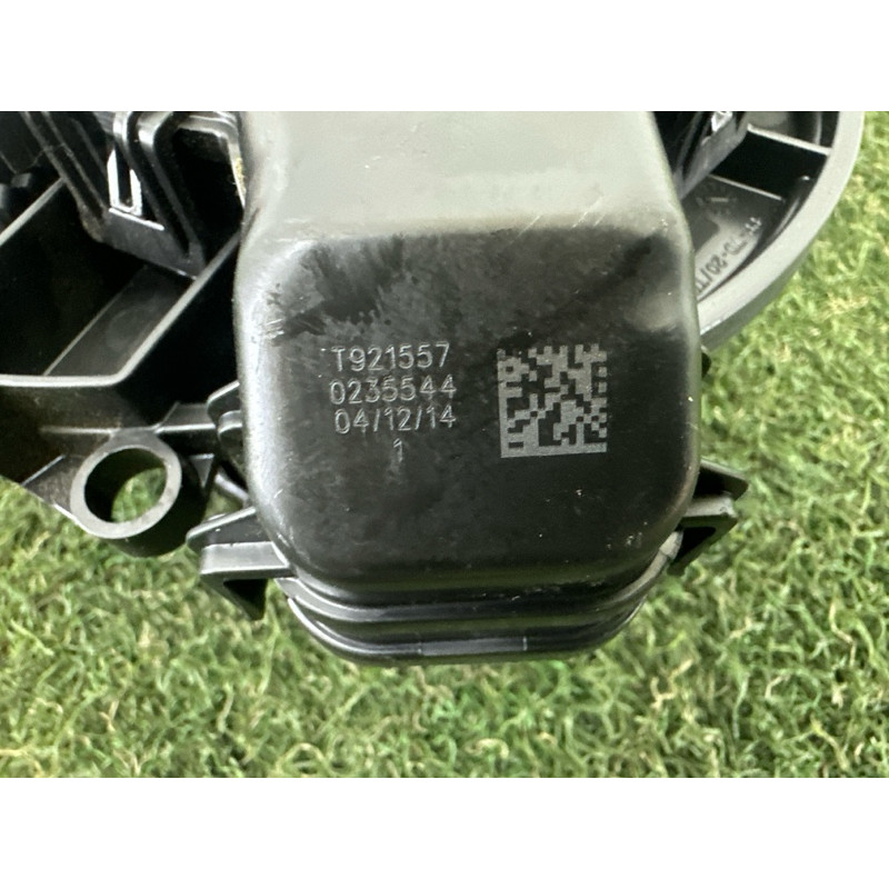 Мотор печки (отопление и кондиционирование) BMW 3-series F30 2015 2.0 64119350395