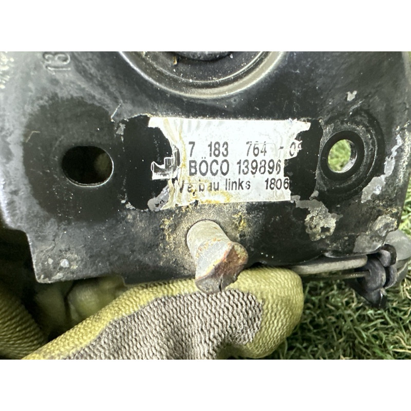 Ответная часть замка капота (кузов и элементы) BMW 7-series F01 2011 3.0 N54 51237183764