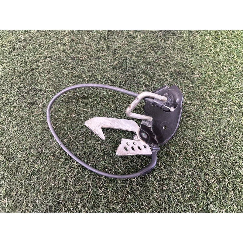 Ответная часть замка капота (кузов и элементы) BMW 7-series F01 2011 3.0 N54 51237183763