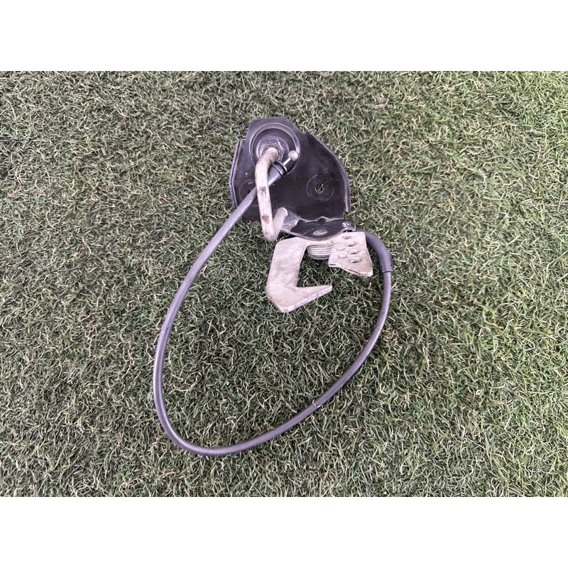 Ответная часть замка капота (кузов и элементы) BMW 7-series F01 2011 3.0 N54 51237183763