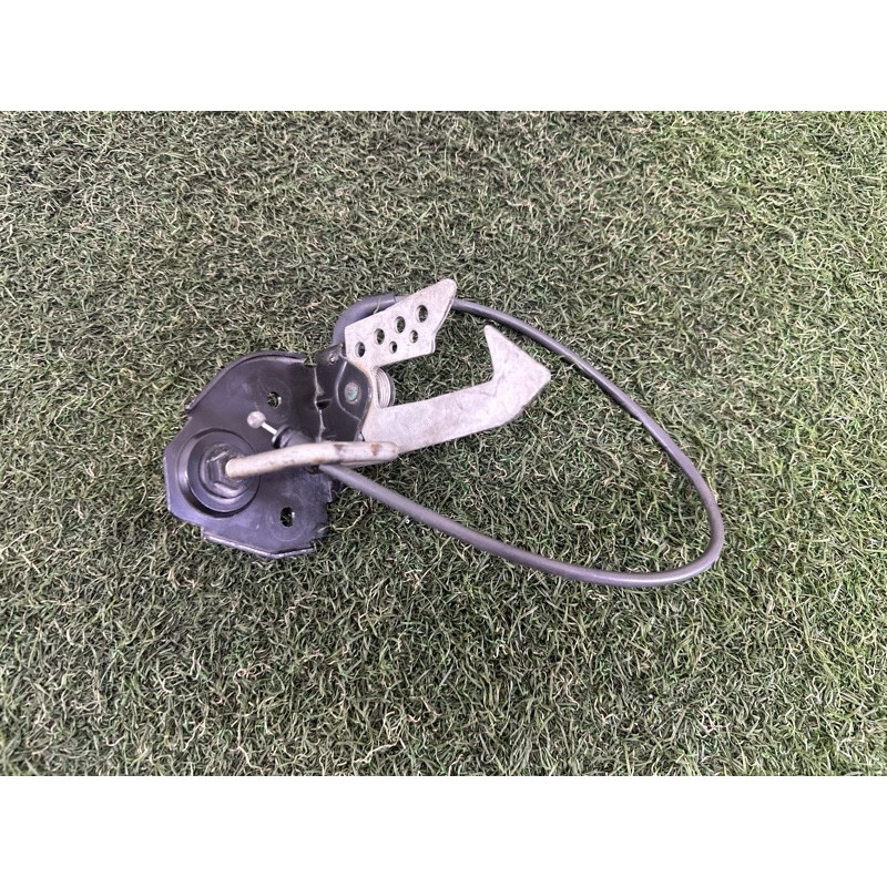 Ответная часть замка капота (кузов и элементы) BMW 7-series F01 2011 3.0 N54 51237183763