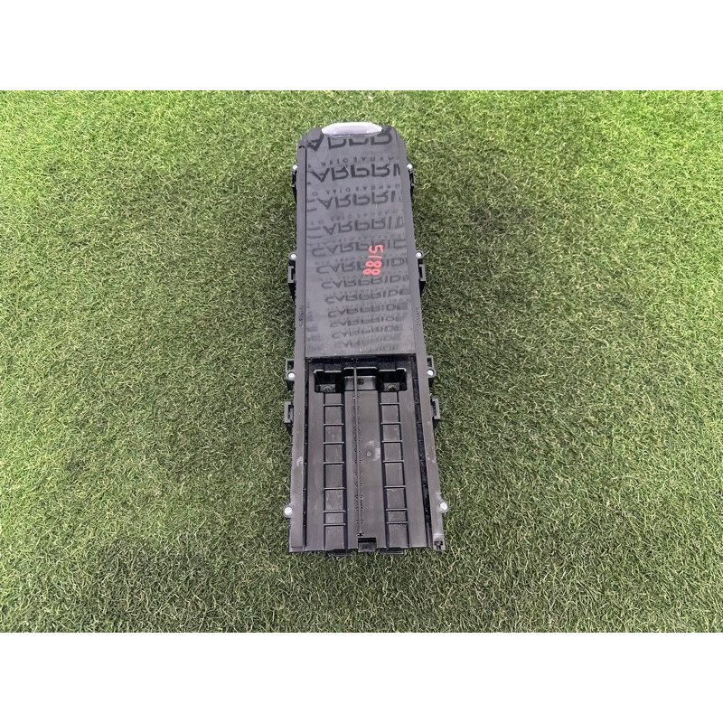 Подстаканник (салон) LAND ROVER RANGE ROVER Sport L494 2016 3.0 Diesel LR054752