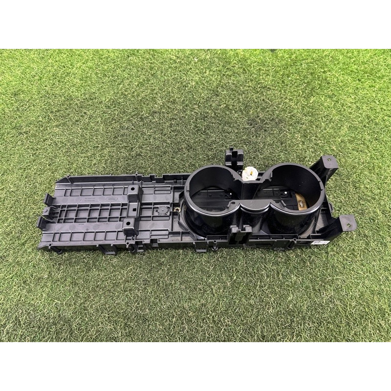 Подстаканник (салон) LAND ROVER RANGE ROVER Sport L494 2016 3.0 Diesel LR054752