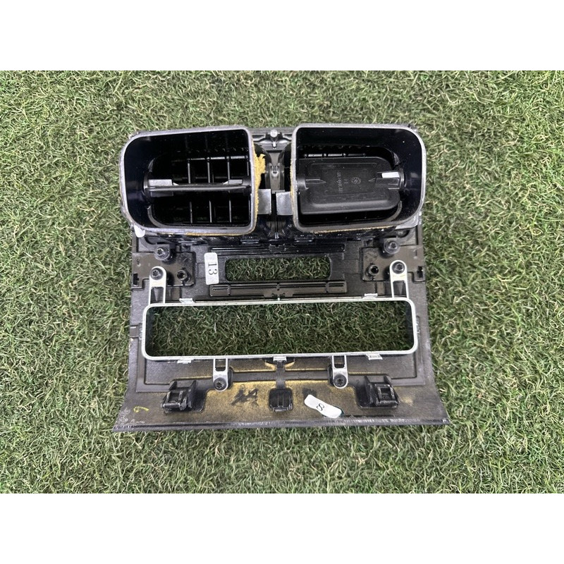 Накладка центральной консоли (салон) LAND ROVER RANGE ROVER Sport L494 2016 3.0 Diesel LR039640