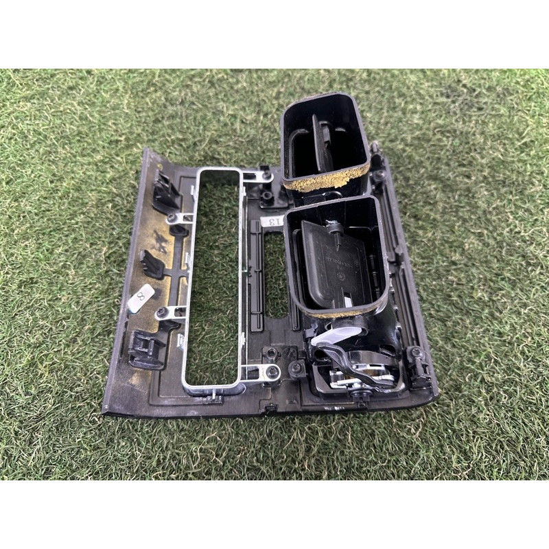 Накладка центральной консоли (салон) LAND ROVER RANGE ROVER Sport L494 2016 3.0 Diesel LR039640