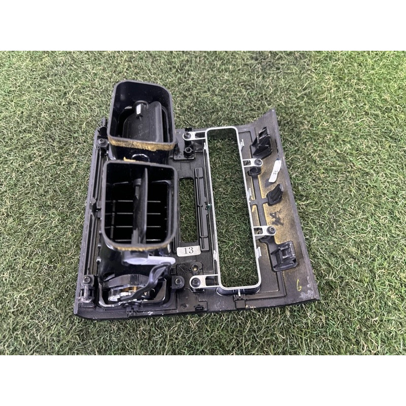 Накладка центральной консоли (салон) LAND ROVER RANGE ROVER Sport L494 2016 3.0 Diesel LR039640