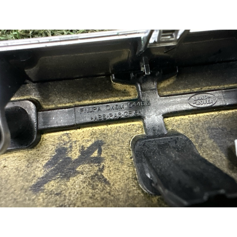 Накладка центральной консоли (салон) LAND ROVER RANGE ROVER Sport L494 2016 3.0 Diesel LR039640