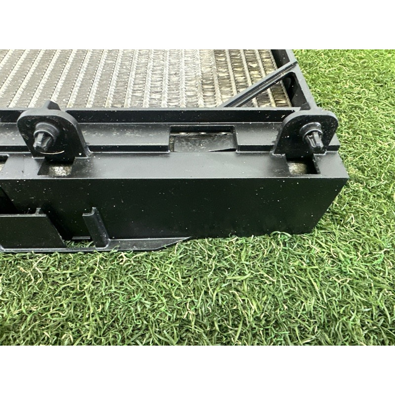 Радиатор масляный (система охлаждения) BMW 7-series F01 2011 3.0 N54 17217572542