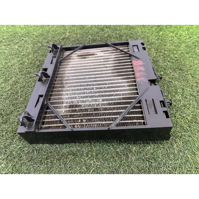 Радиатор масляный (система охлаждения) BMW 7-series F01 2011 3.0 N54 17217572542