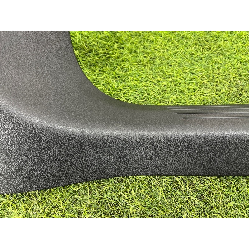 Накладка на поріг (кузов и элементы) Mercedes-Benz EQB 350 X243 2022 A17768028009051