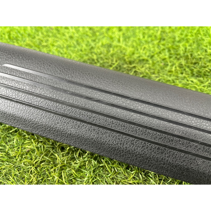 Накладка на поріг (кузов и элементы) Mercedes-Benz EQB 350 X243 2022 A17768028009051