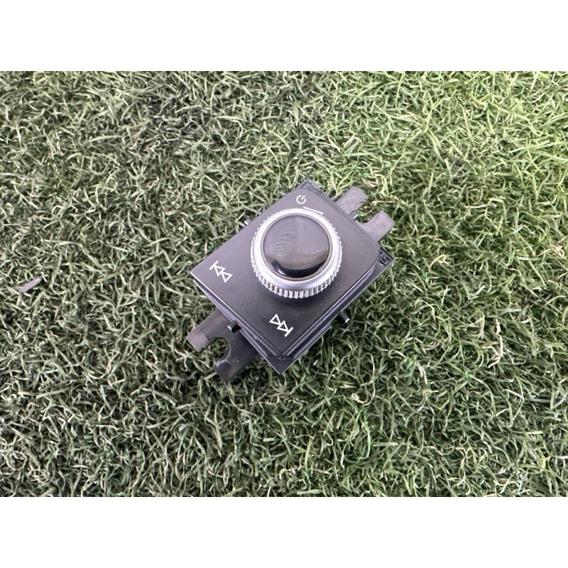 Кнопка регулировки громкости (электрика / кнопки) AUDI Q5 FY 2018 2.0 DAYB 80B919616