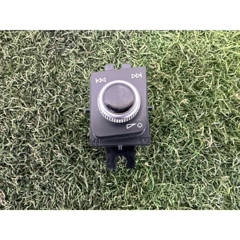 Кнопка регулировки громкости (электрика / кнопки) AUDI Q5 FY 2018 2.0 DAYB 80B919616