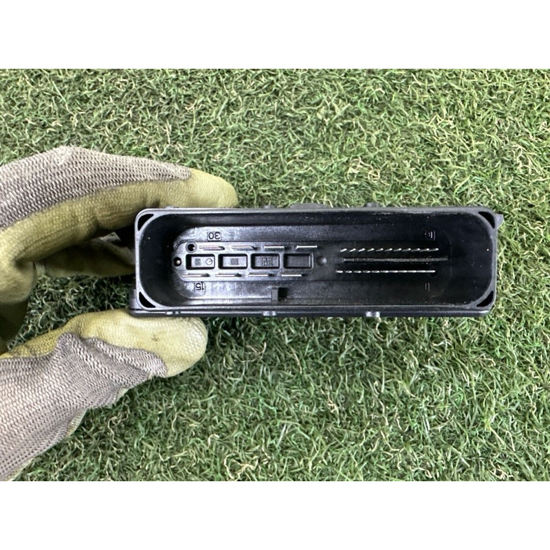 Блок управления стояночным тормозом (электрика / блоки управления) LAND ROVER RANGE ROVER Sport L494 2016 3.0 Diesel LR070636