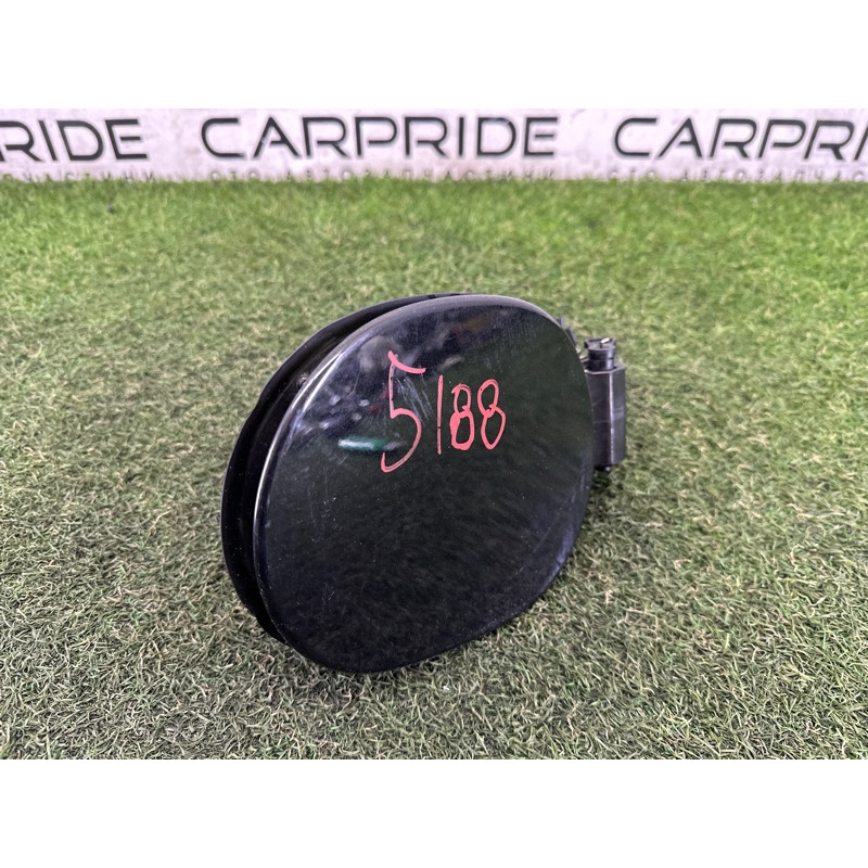 Лючок топливного бака (кузов и элементы) LAND ROVER RANGE ROVER Sport L494 2016 3.0 Diesel LR077481