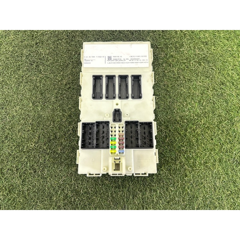 Блок FEM (электрика / блоки управления) BMW 3-series F30 2015 2.0 61355B5DA68