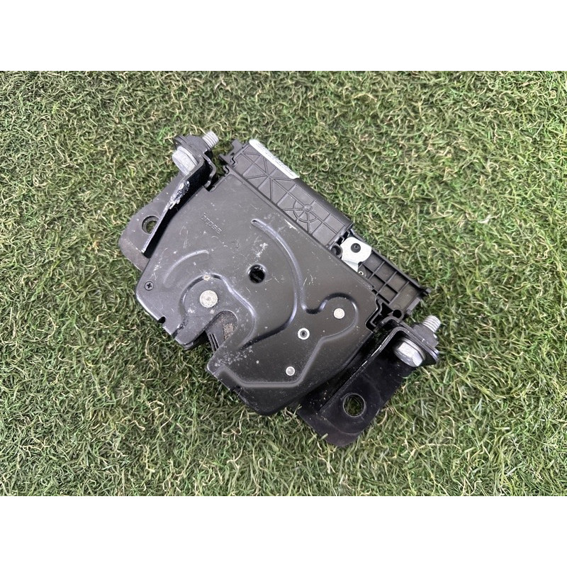 Замок багажника (кузов и элементы) BMW X3 F25 2012 3.0 51247233025